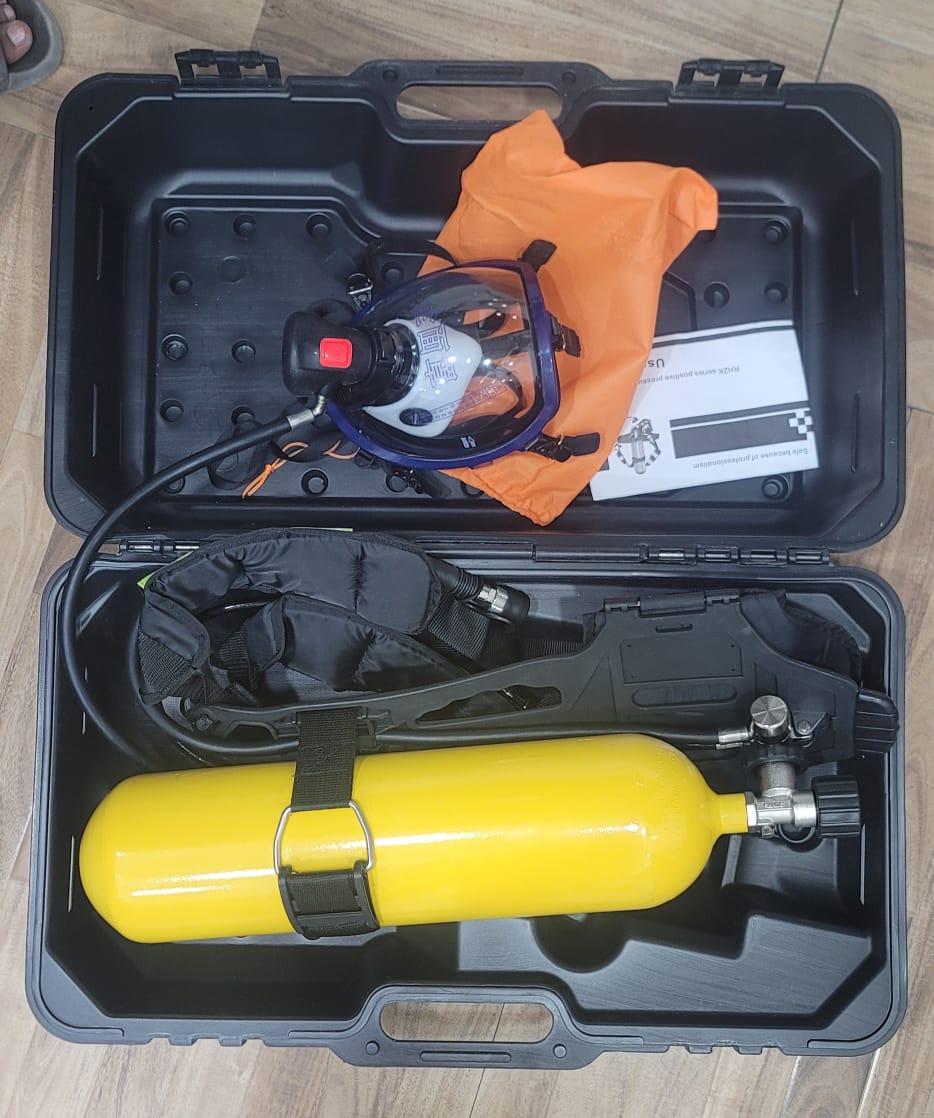Breathing Apparatus - Image 2